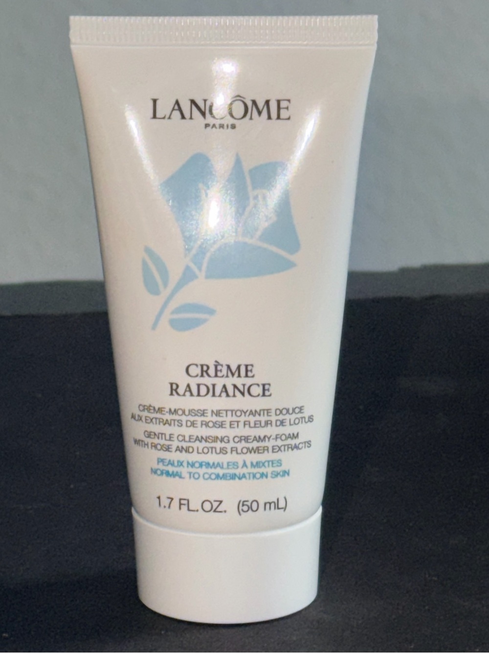 New Crème Radiance Gentle Cleansing Cream